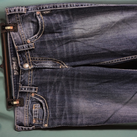 Silver Suki Surplus Mid-Rise Jeans. W31/L34. Euc. BootCut. - Picture 4 of 10